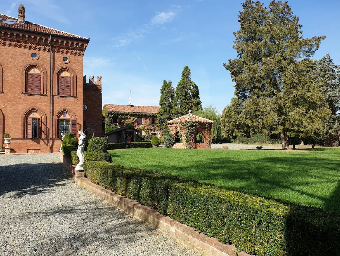 Castello di Lajone, Italy